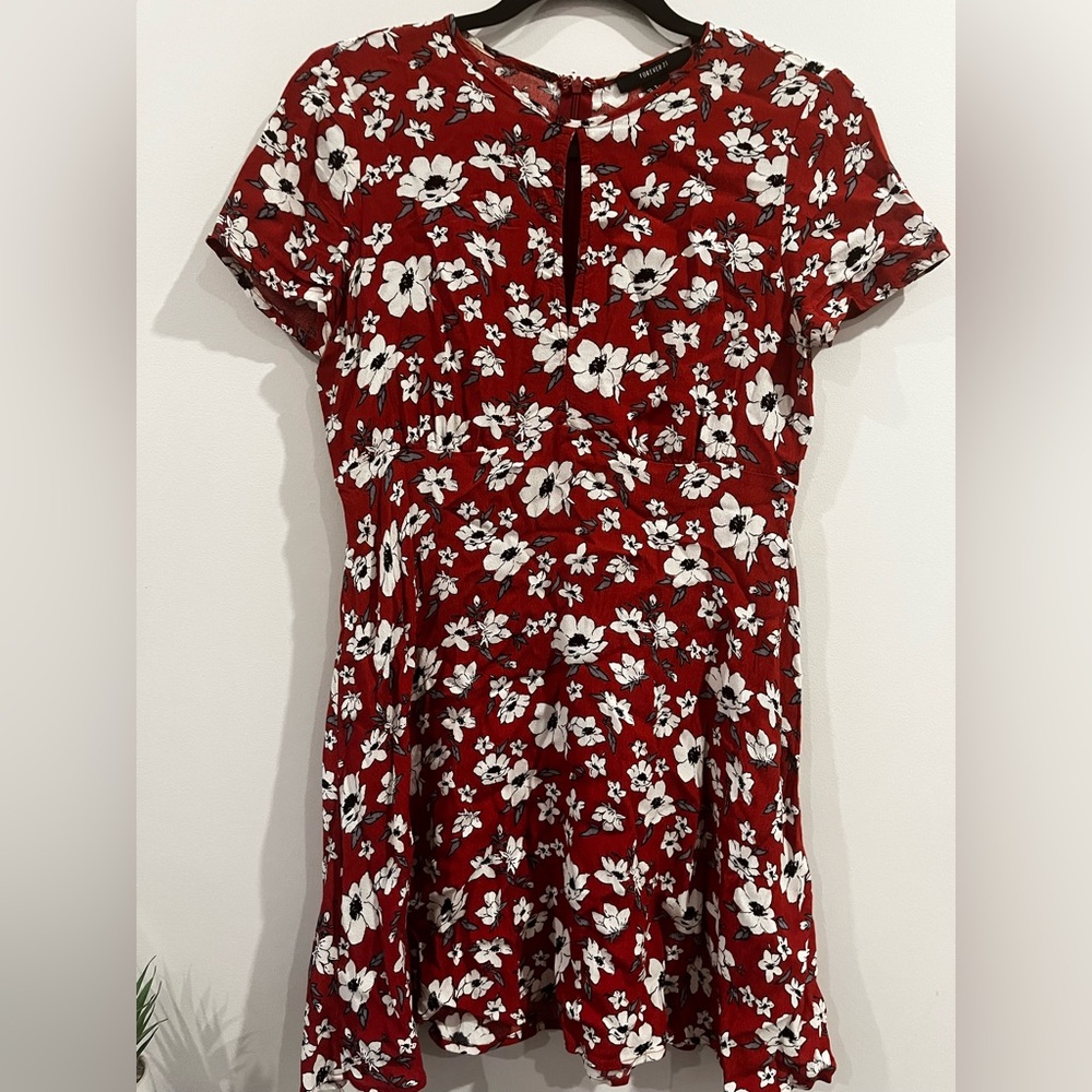 Forever 21 floral dress. Size S